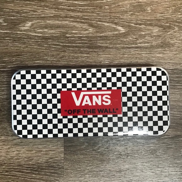 Vans Accessories - New Vans Metal Pencil Case